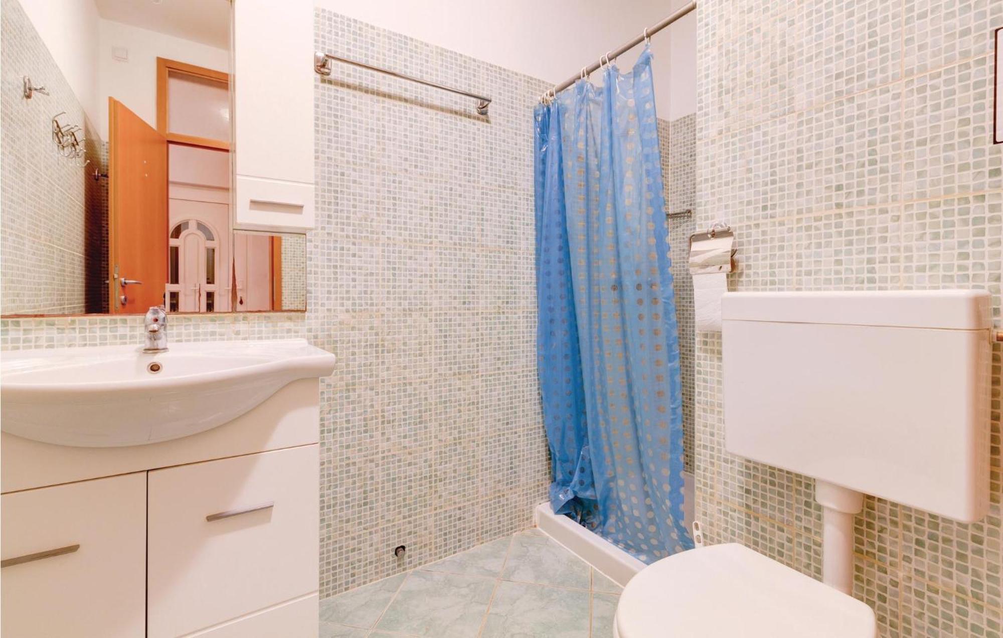 Nice Apartment In Fazana With Wifi Fondole Luaran gambar