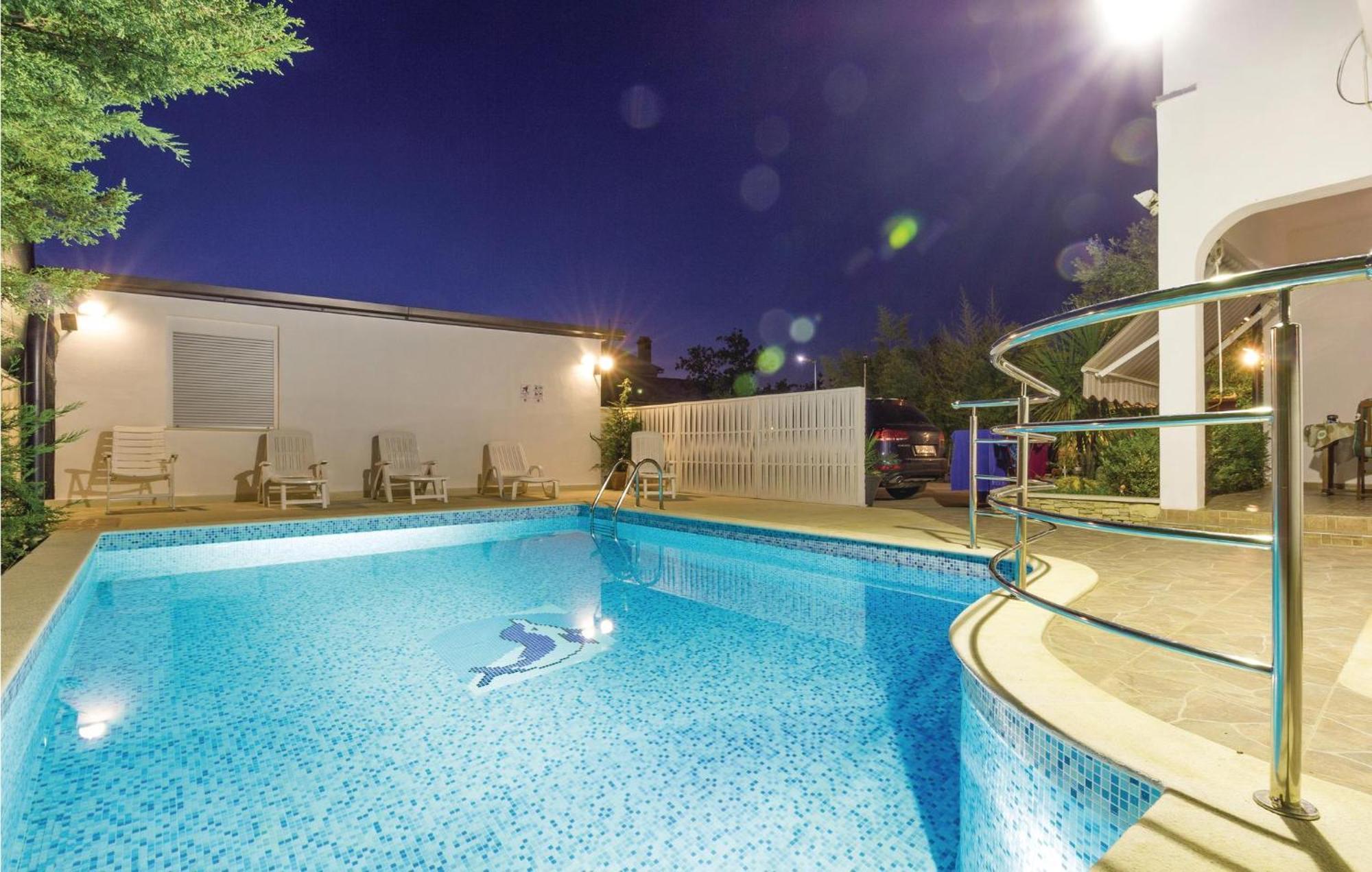 Nice Apartment In Fazana With Wifi Fondole Luaran gambar